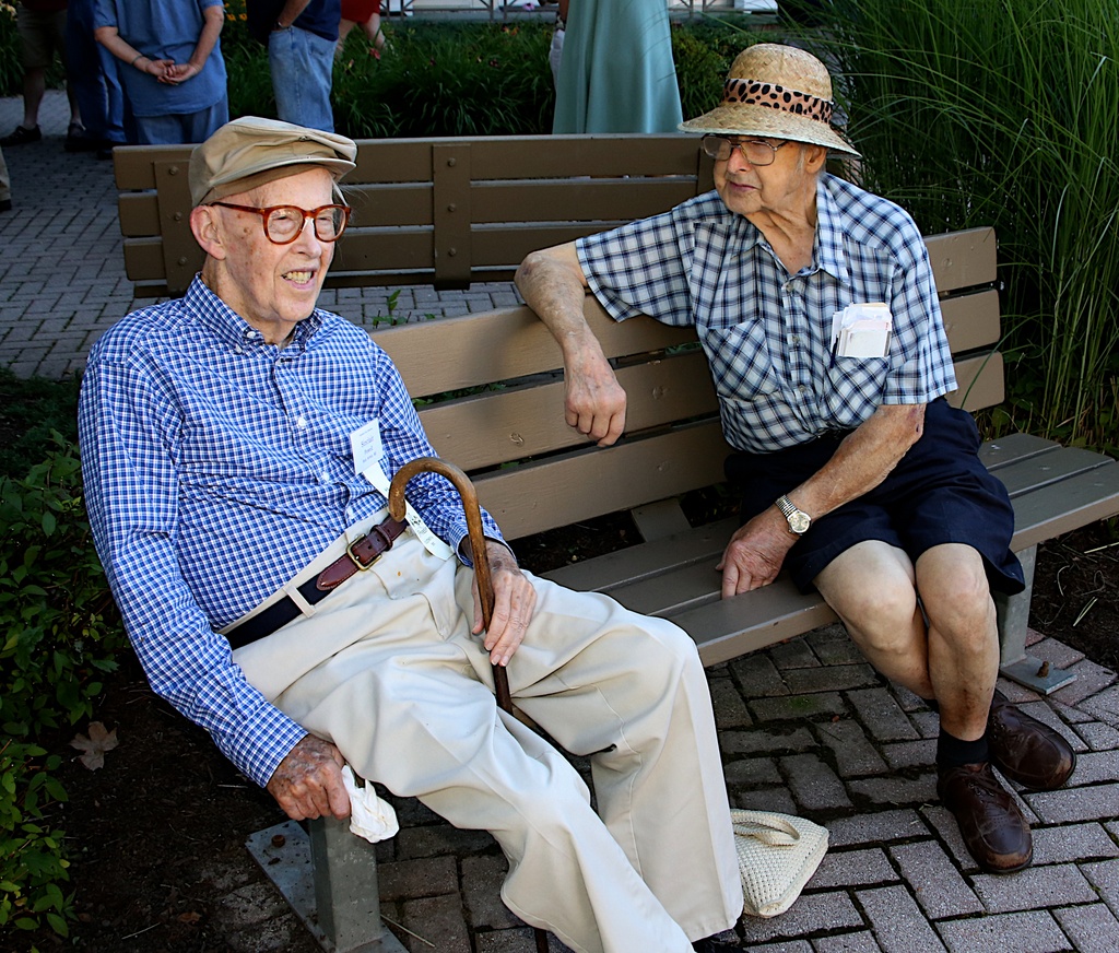 Trek Photo